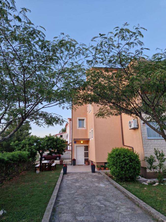 לוזובאק Guest Accommodation Slapovi Krke מראה חיצוני תמונה