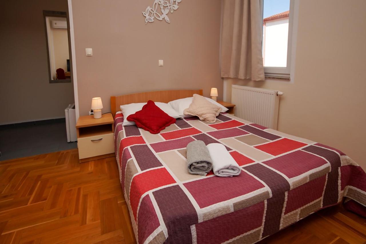 לוזובאק Guest Accommodation Slapovi Krke מראה חיצוני תמונה
